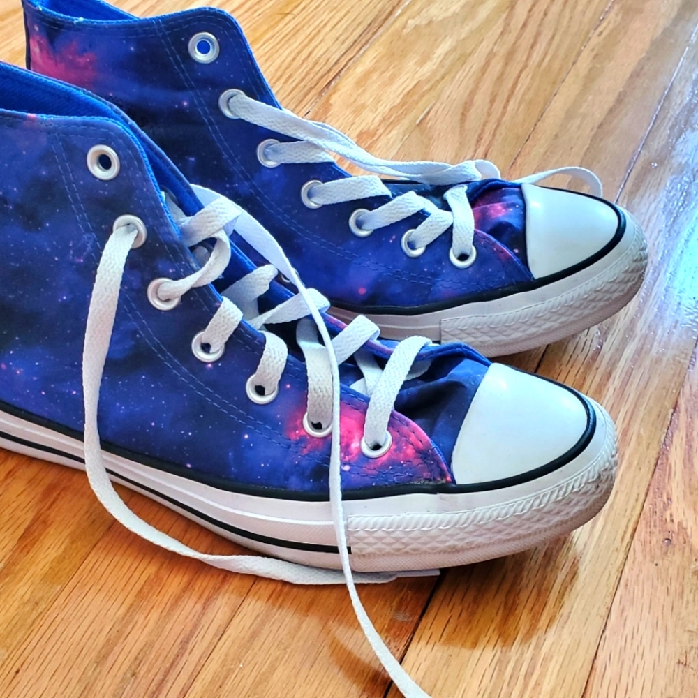 Converse Galaxy Print